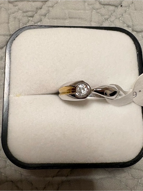 Jewelry - Sterling Silver Twist Ring with Center Diamond Accent - White & Gold Tone